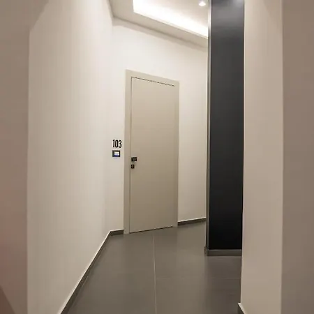 Hart Boutique Hotel 3*