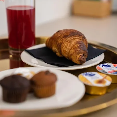 Hart Boutique Отель Неаполь