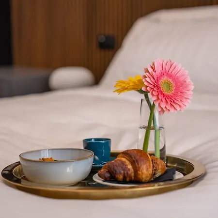 Hart Boutique Неаполь