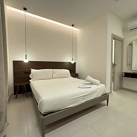 Hart Boutique 3* Neapel
