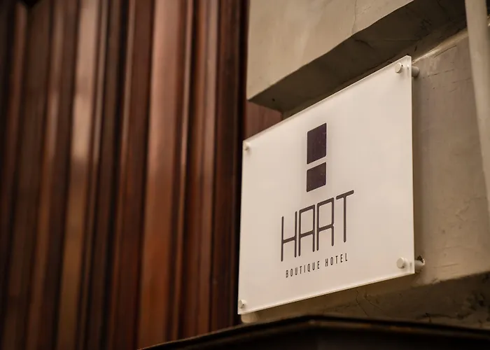 Hart Boutique 3*